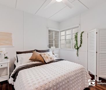 BEAUTIFUL COTTAGE IN OYSTER POINT - "RYAN COTTAGE " - Photo 5