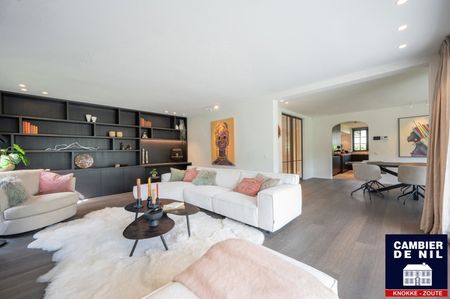 Ruime, volledig gerenoveerde villa aan de rand van het Zoute - Photo 4
