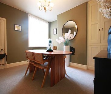 3 Bedroom End Terrace To Let - Photo 4