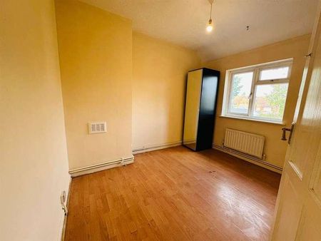 Arnold Road, Dagenham, RM9 - Photo 4