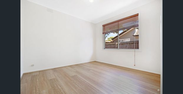 2 BEDROOM IN EXCELLENT LOCATION! - Photo 1