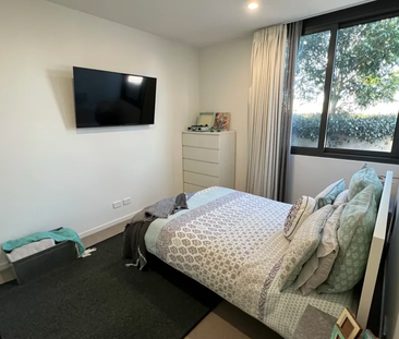 Room 2 – 304/470 King Street, Newcastle West NSW 2302 - Photo 1