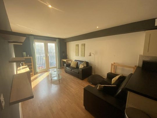 2 bedroom apartment to rent - Photo 1