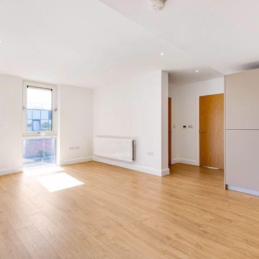 3 bedroom apartment to rent - Photo 1