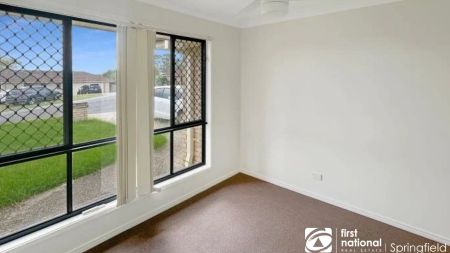 “Family Friendly Property” - Photo 3