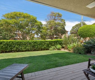 Fully Furnished Coastal Retreat - Photo 5