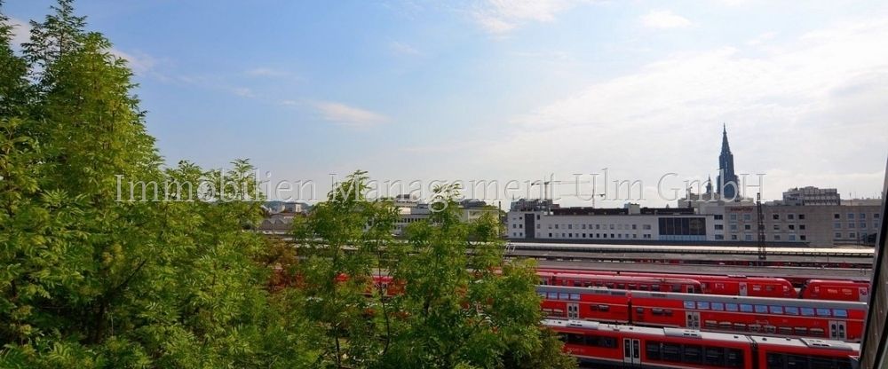 Stilvolle 2-Zimmer-Dachgeschosswohnung mit Münsterblick! - Photo 1