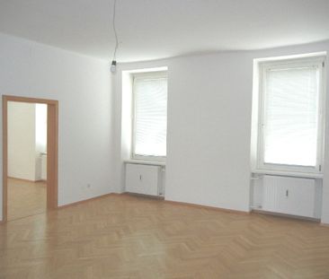 Sehr gut eingeteilte 4-Zimmer Wohnung in Krems-Zentrum - Foto 2