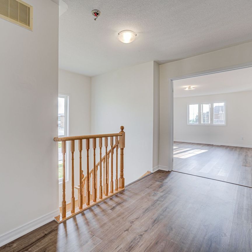 For Lease - 159 Lebovic Drive, Richmond Hill, Ontario - Photo 1