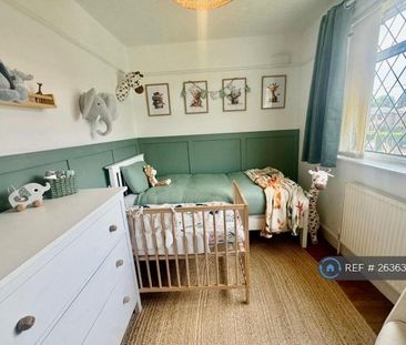 3 bedroom semi-detached house to rent - Photo 3