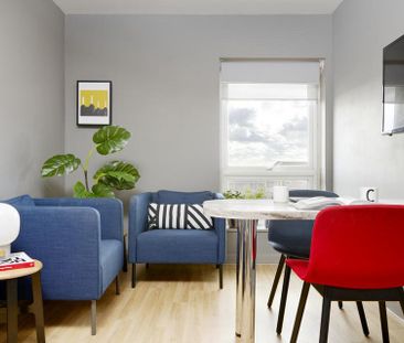 1 bedroom private hall to rent - Photo 2