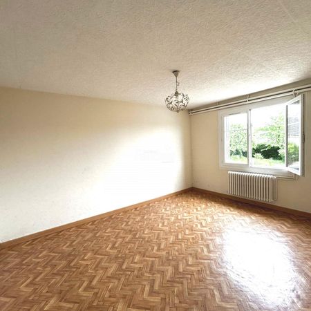 Location Appartement 2 pièces 31m² CONDE SUR VIRE 50890 - Photo 4