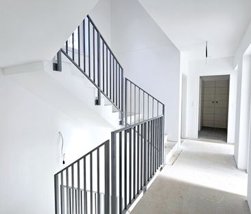 Grandioser Blick inklusive! Großzügiges Haus in Taumlage und top Au... - Photo 3