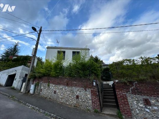 Maison à louer rue de la Hêtraie à ROUEN - Photo 1