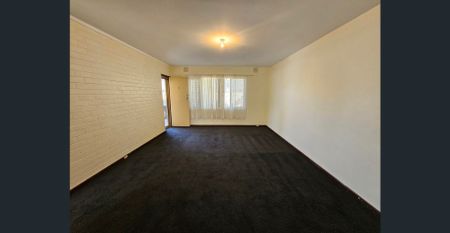 Fresh & Ready - Two Bedrooms & Ground Floor *Open 11/12 4.30pm to 4.45pm* - Photo 5