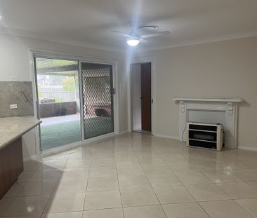 Spacious Family Home in Prime Rooty Hill Location!! - Photo 2
