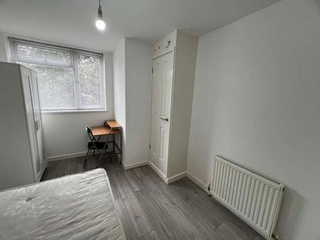 Westridge Road, SO17 - Photo 2