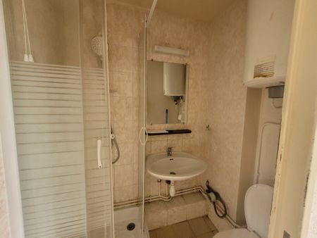 Nîmes - studette - Photo 5