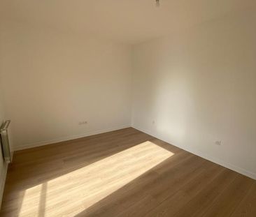 Location Appartement 2 pièces 42m² ISSY LES MOULINEAUX 92130 - Photo 1