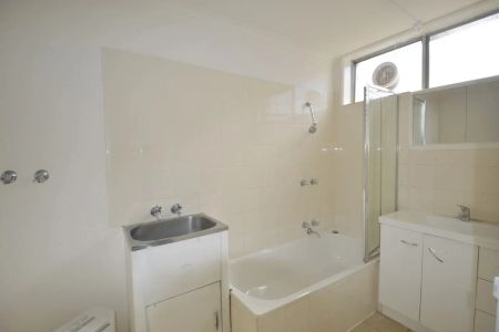 Great Location - Photo 5