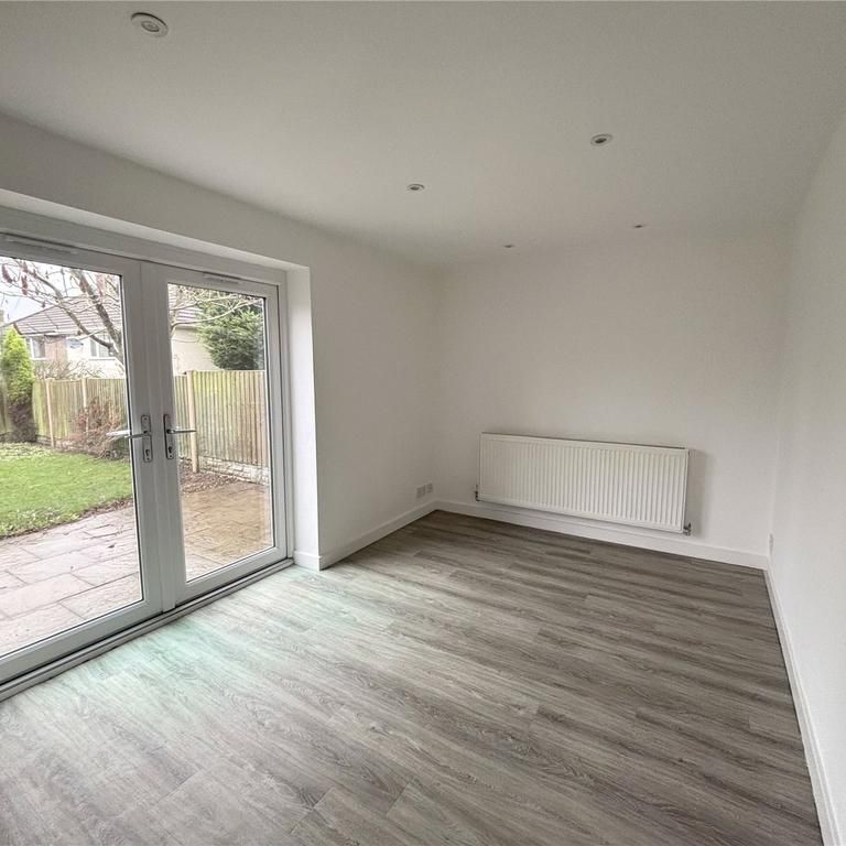 3 bedroom semi-detached house to rent - Photo 1