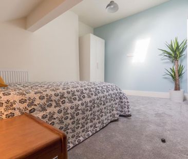 1 bedroom in a house share to rent - Photo 3