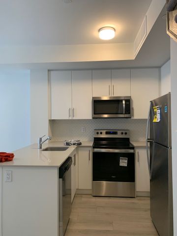 For Lease - 3409 Ridgeway Drive Unit# 10, Mississauga, Ontario - Photo 3