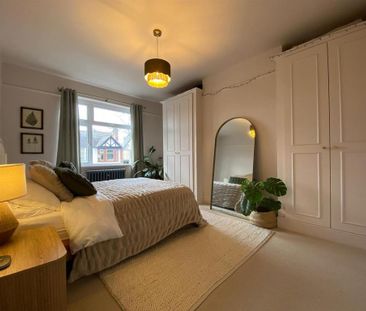 4 bedroom semi-detached house to rent - Photo 1