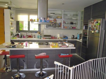 Διαμέρισμα για ενοικίαση Κάτω Κηφισιά (Κηφισιά) - Photo 2