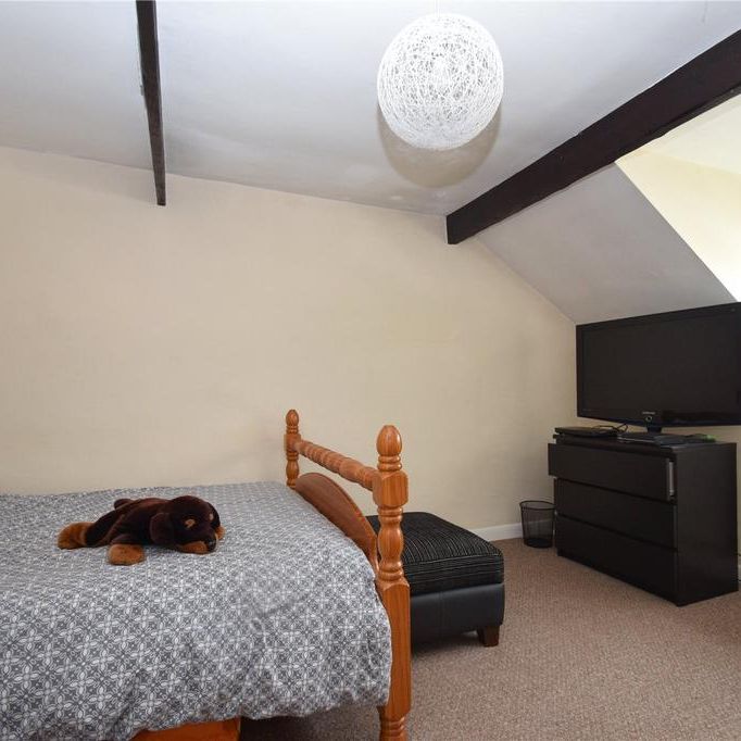 2 bedroom terraced house to rent - Photo 1