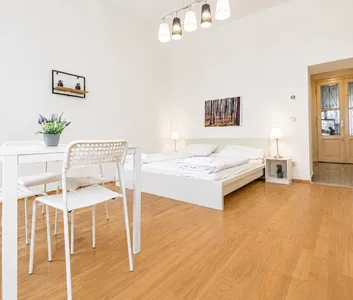 Moderne möblierte 2-Zimmer-Wohnung in Top-Lage, 1160 Wien | 1. Stock | Miete für 1-6 Monate - Foto 2