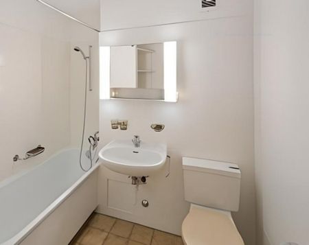 Charmante Wohnung an idealer Lage per sofort zu vermieten! - Foto 5