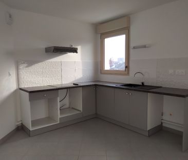 A LOUER - SAINT NAZAIRE GARE - Appartement 3 pièces NEUF de 69.63 m² - Photo 2