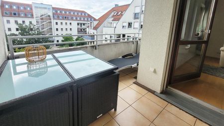 Sonnige Wohnung mit Balkon, Stellplatz und Einbauküche in Top-Lage! - Foto 5