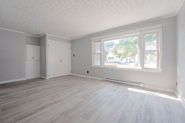 For Lease - 76 John Street Unit# 3, Barrie, Ontario - Photo 1