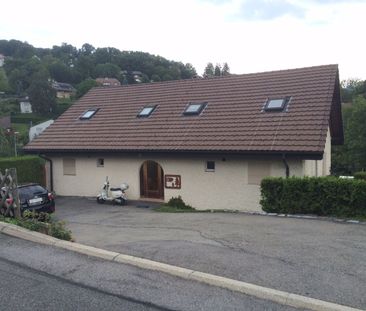 5.5-room duplex with terrace in Jongny - Photo 6