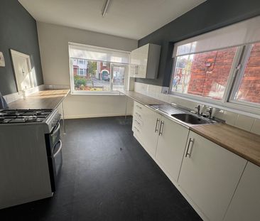 2 bedroom apartment to rent - Photo 6