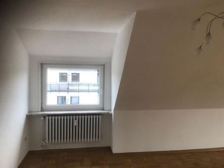 4 Zimmer DG Wohnung mit Balkon in Rosdorf - Foto 5