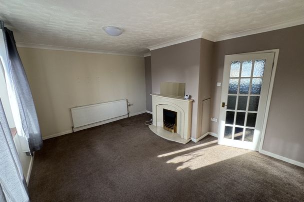 Addison Square - Photo 1