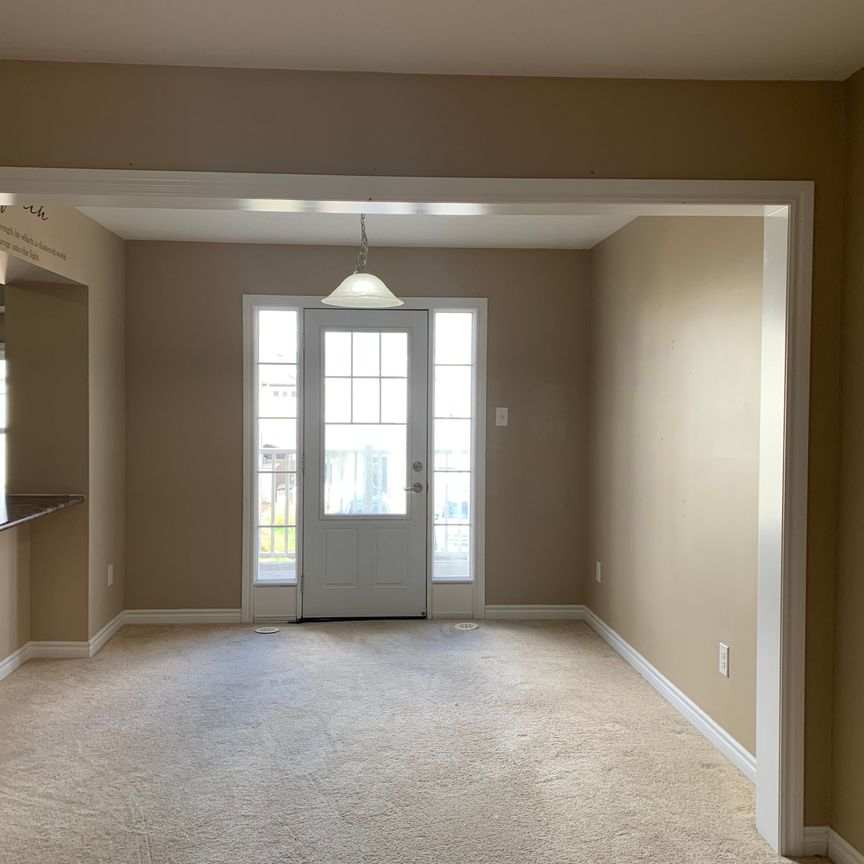 For Lease - 2652 Baynes Sound Way, Barrhaven, Ontario - Photo 1