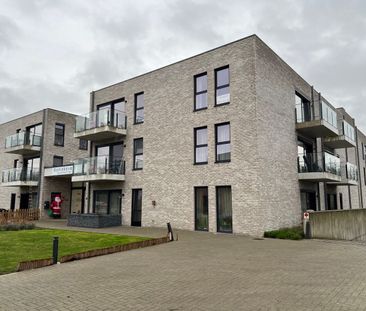 Flat - Te huur - Photo 1