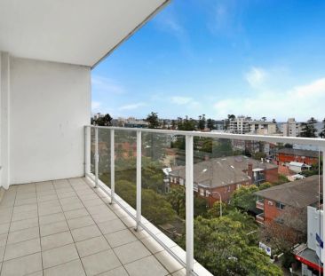 The essence of Manly living - Photo 2
