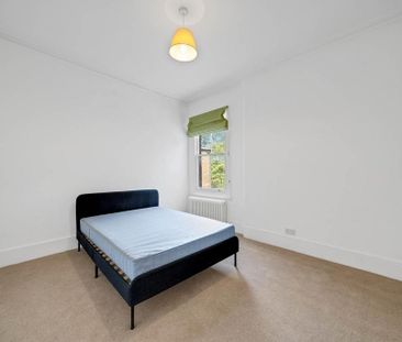 5 bedroom semi-detached house to rent - Photo 3
