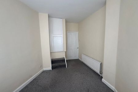 Fairy Dell, BINGLEY - Photo 2