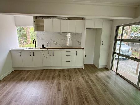 Family Home to Rent - Photo 5