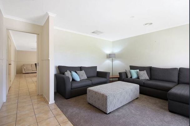 4 Connell Court - Photo 1