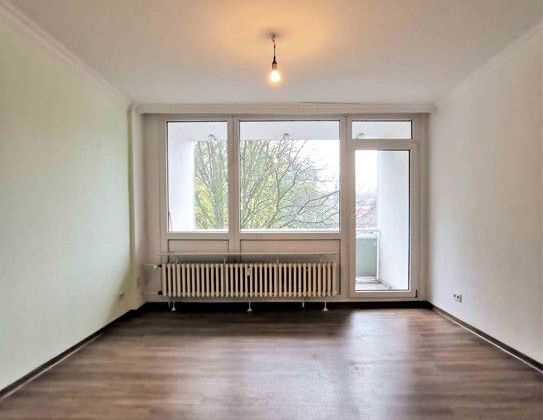 Großzügige 2-Zi.-Whg. mit Tageslichtbad und Balkon - Foto 1