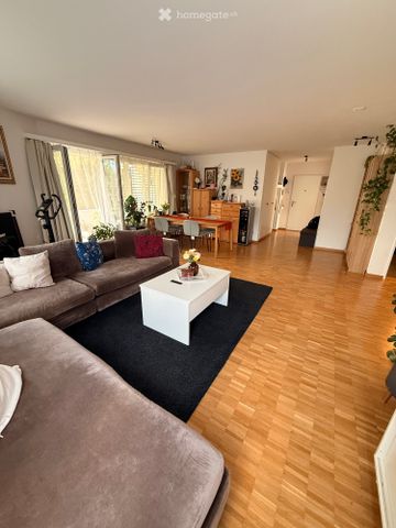 Helle 3.5-Zimmer-Wohnung mit Balkon und schöner Aussicht in St. Gallen - Photo 2