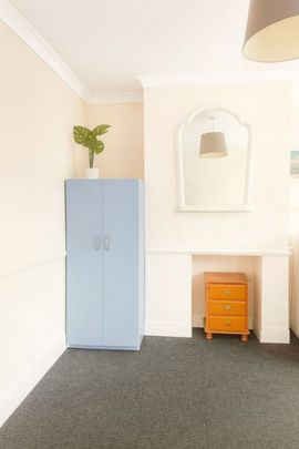 Room in a Shared House, Natal Road, SW16 - Photo 1