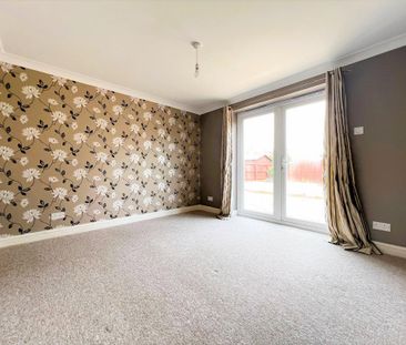 3 bedroom semi-detached house to rent - Photo 2